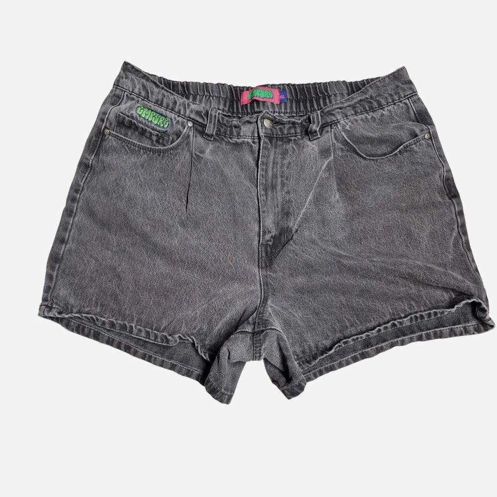 Empyre "Tori" Style Women's Black and Grey Denim Shorts Size XL